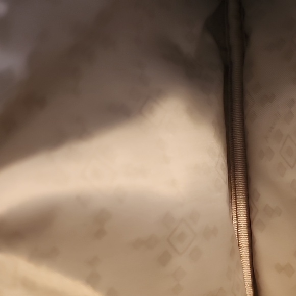 JEWELL WRISTLET - Picture 3 of 3